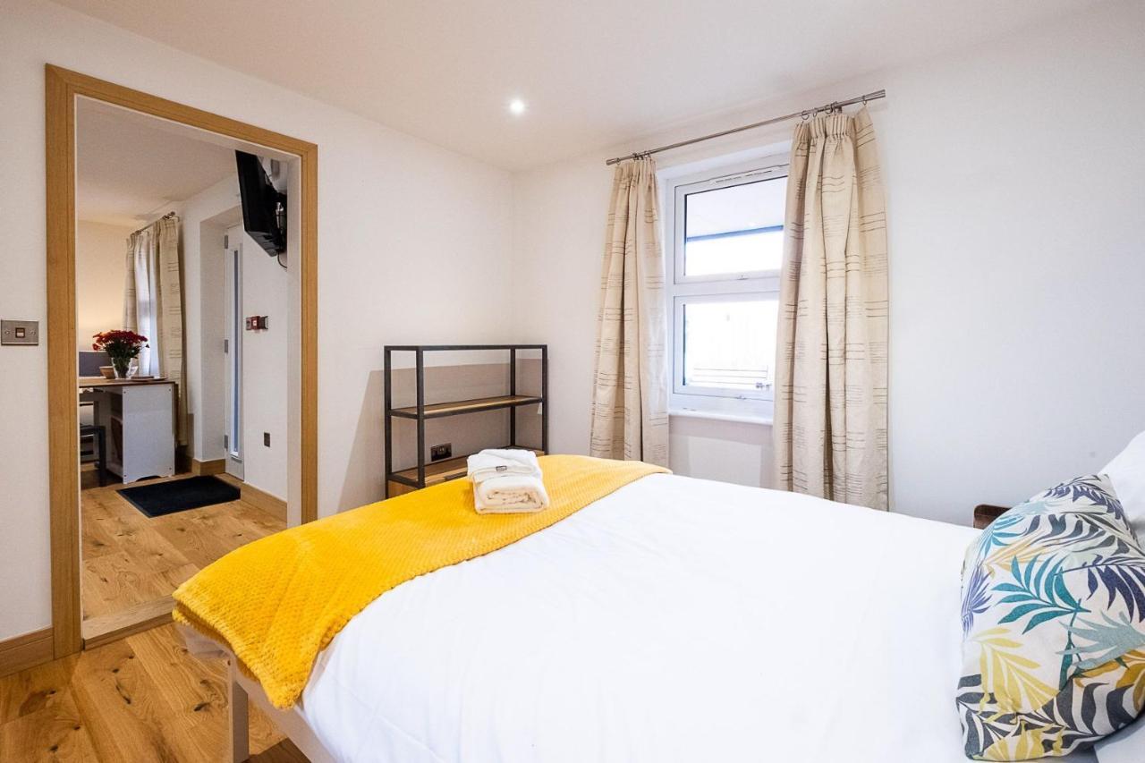 Three Tuns Apartments - Sycamore Pettistree Exterior photo
